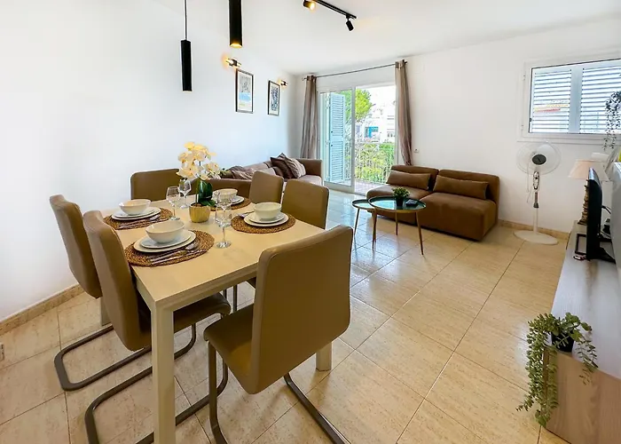 Sunlight By Hello Homes